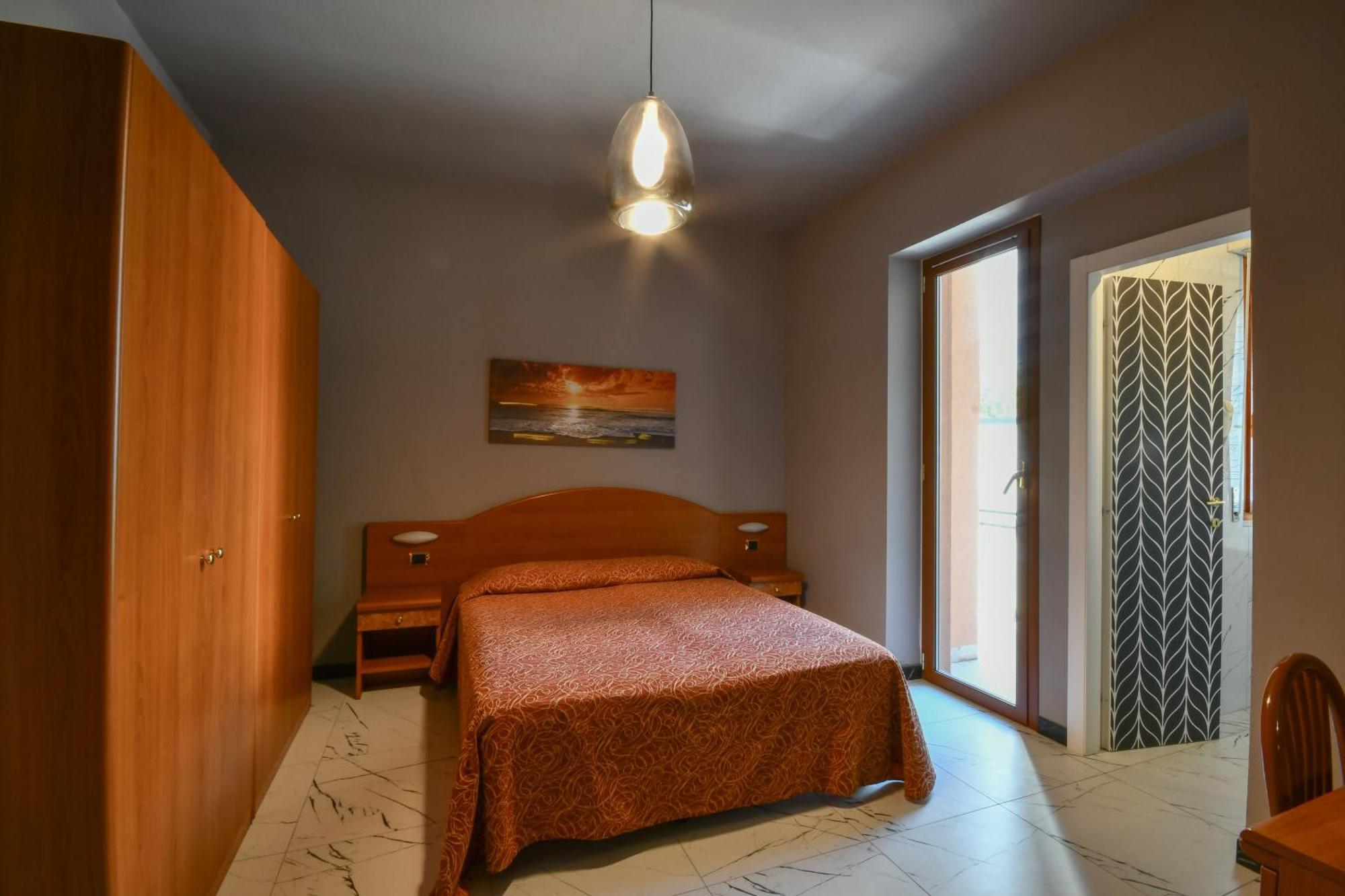 Hotel Residence Paradiso Moneglia Camera foto